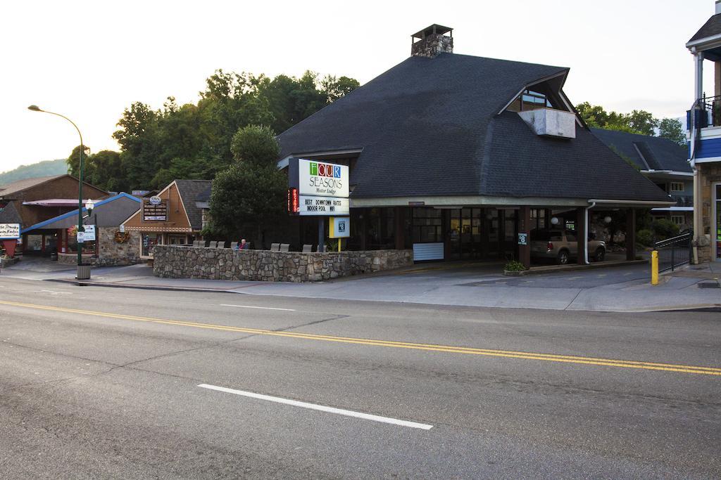 Four Seasons Motor Lodge Gatlinburg Bagian luar foto